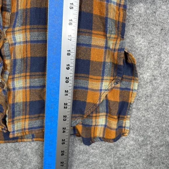 Columbia Shirt Women's Small Lightweight Button Up Long Sleeve Plaid Rayon - Picture 4 of 7